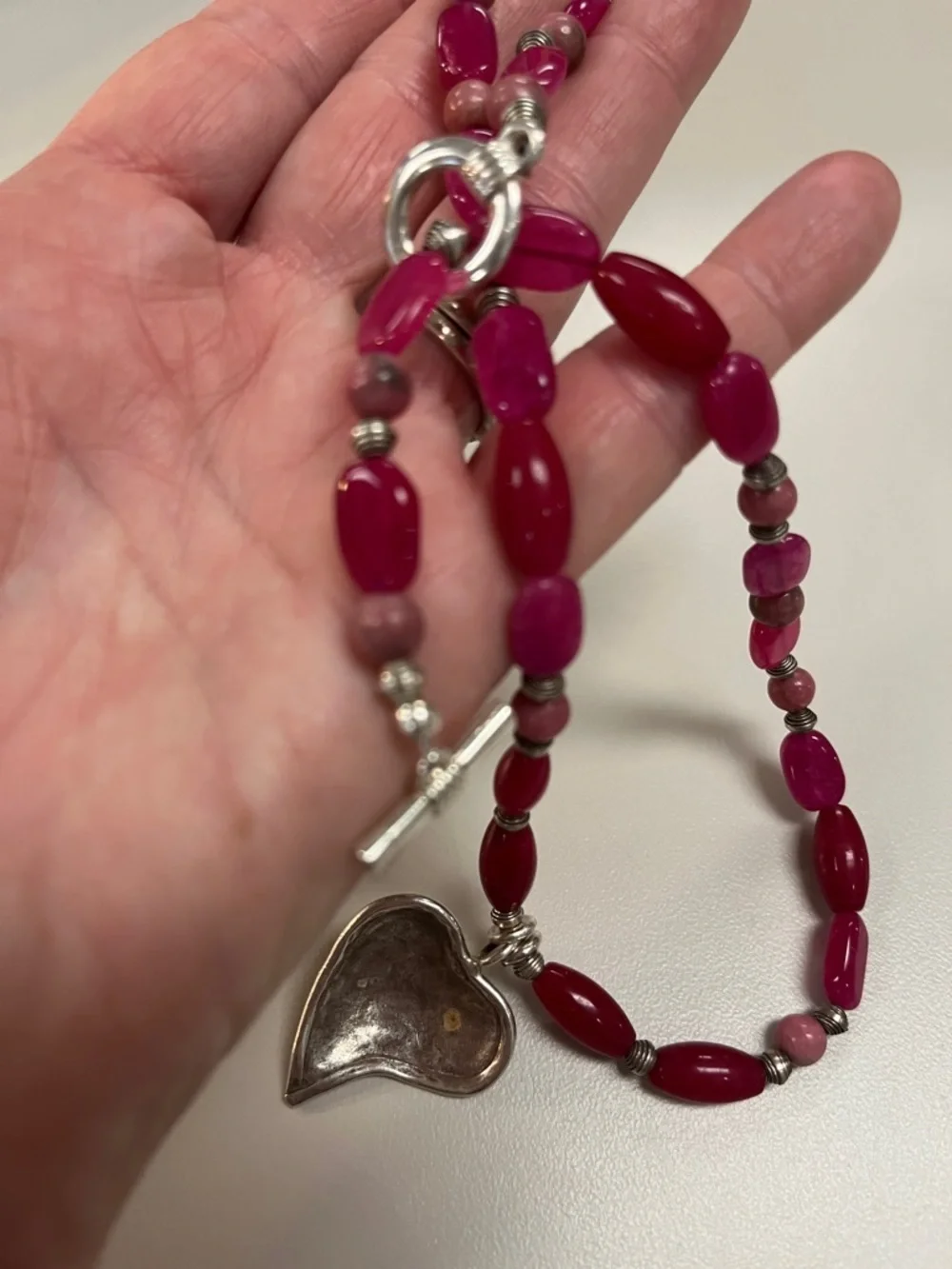 Source Unknown Pink Beaded Necklace with Silver Heart Pendant